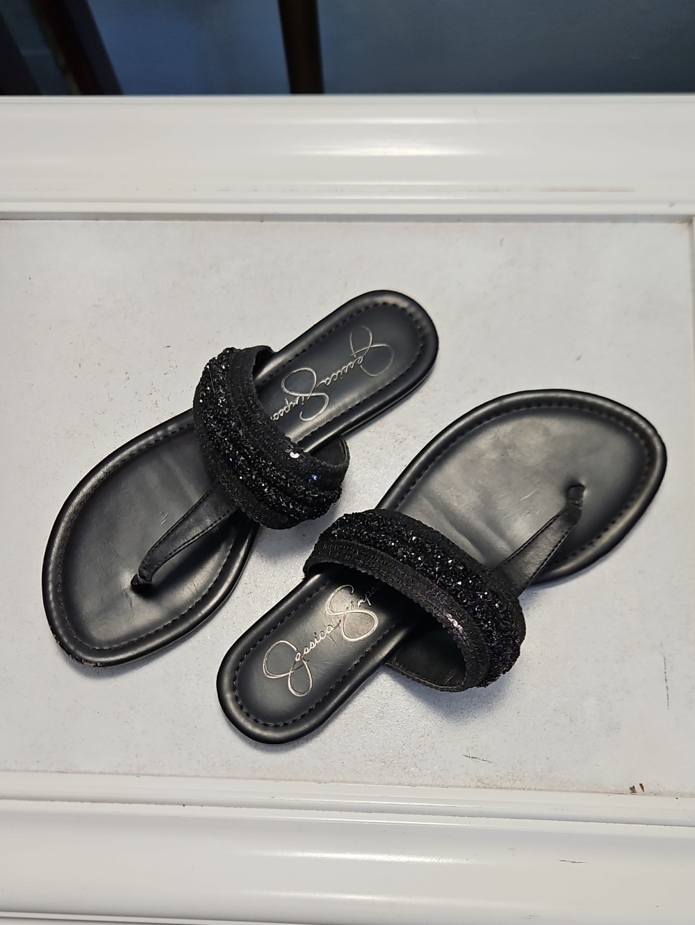 Jessica Simpson Black Beaded Women’s Thong Sandals Size 5.5